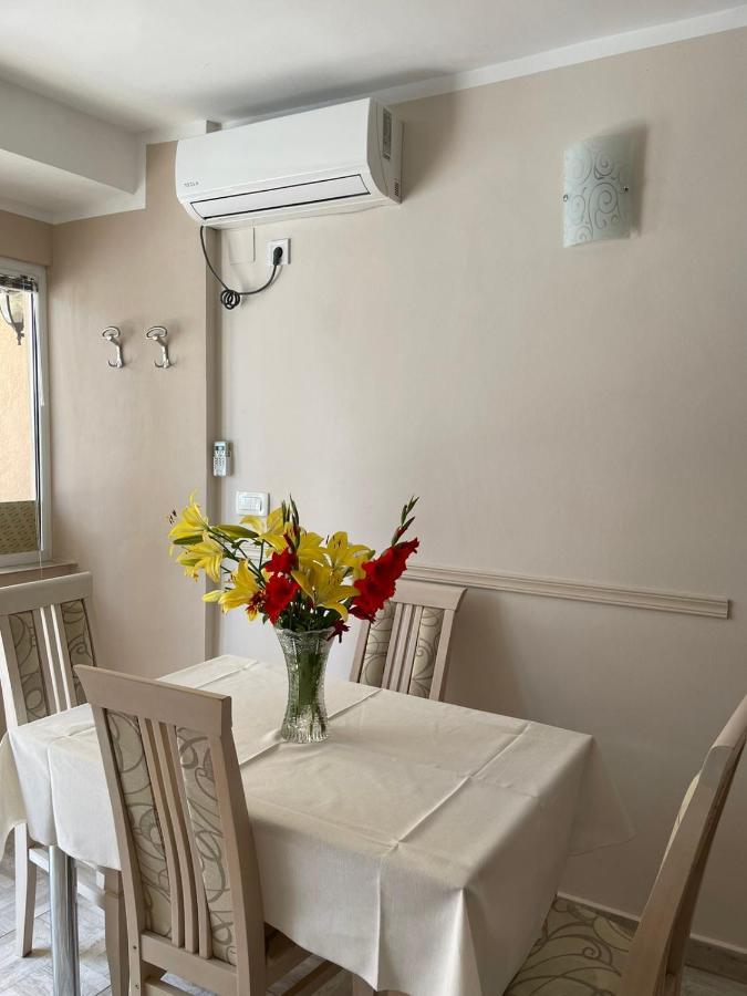 Apartman Pijavica Bijela Dış mekan fotoğraf